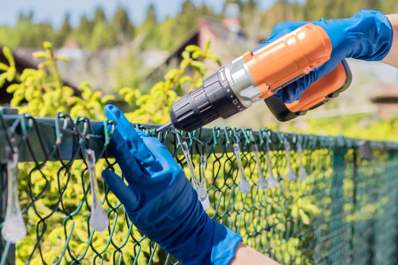 Holiday Discounts on Fence Services